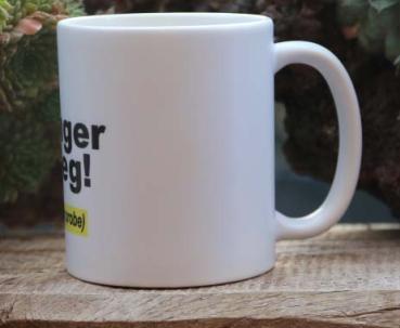 Weiße Tasse mit Spruch "Finger weg URINPROBE"